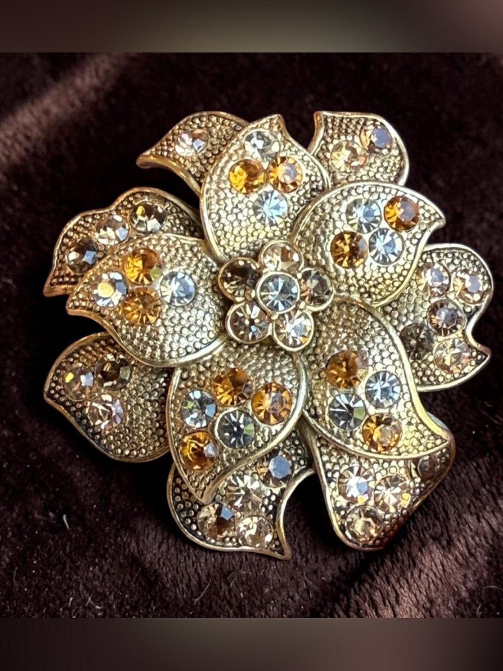 Vtg 1980s Liz Claiborne Gold Tone Multi Colored Rhinestone Floral Brooch